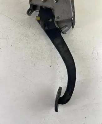 Hyundai Santa Fe Clutch pedal 