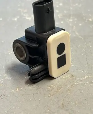 BMW 1 F20 F21 Airbag deployment crash/impact sensor 9234989 120409102 6577