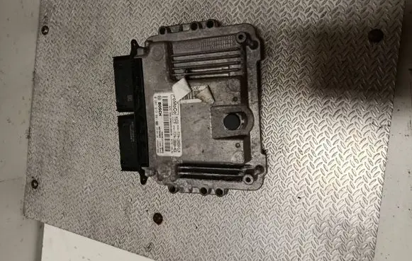 Ford Focus Engine control unit/module F1EA12B684AEB F1EA12A650DJA 0261S13991