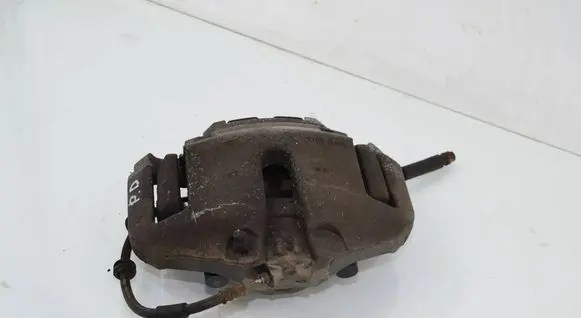 BMW 5 F10 F11 Front brake caliper 6786818 34116786818