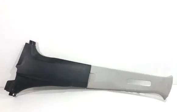 Suzuki SX4 S-Cross Other sill/pillar trim element 