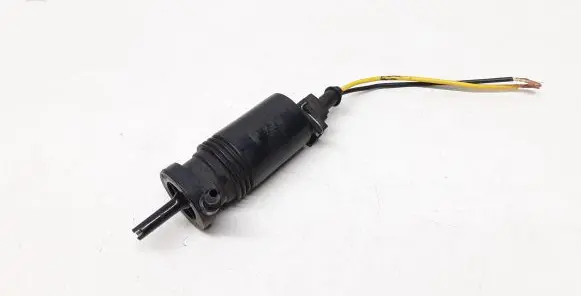 Volvo XC90 Headlight washer pump 1012458