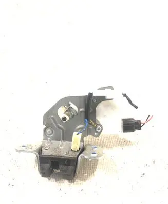 Tailgate/trunk/boot lock/catch/latch