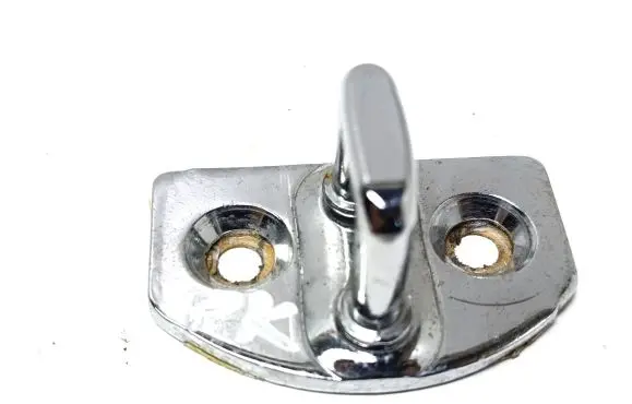 Renault Captur Front door lock loop/hook striker 825705229R
