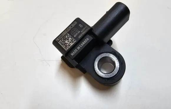 Jeep Grand Cherokee WL Airbag deployment crash/impact sensor 68370842AA