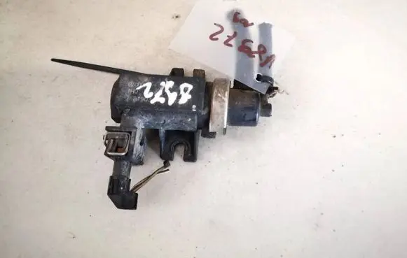 Volkswagen Golf III Turbo solenoid valve 1h0906627