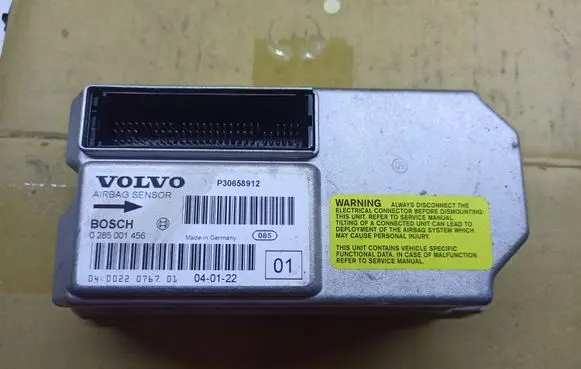 Volvo XC70 Airbag control unit/module P30658912
