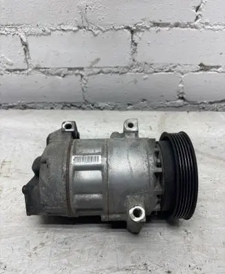 Renault Captur Air conditioning (A/C) compressor (pump) 