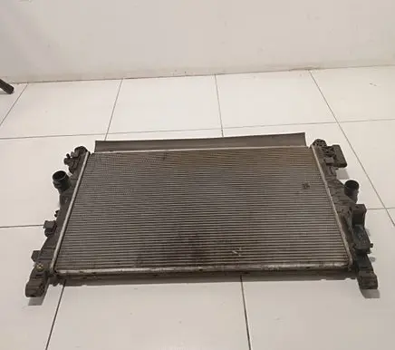 Opel Zafira C Coolant radiator 13480872 427460812 2715B