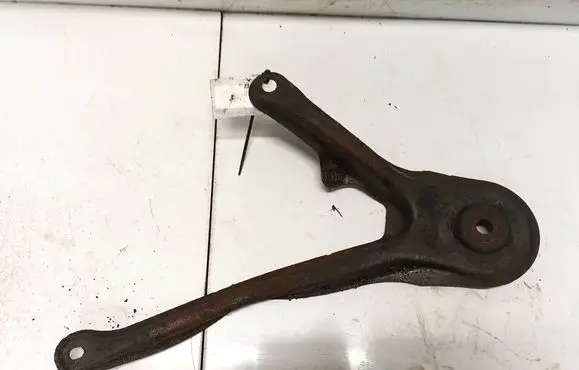 Toyota Previa (XR30, XR40) II Engine mounting bracket 