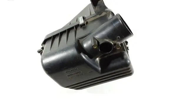 Suzuki Grand Vitara II Air filter box 65JA01