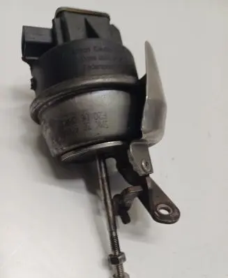 Volkswagen PASSAT B6 Turbo charger electric actuator 4011188AP