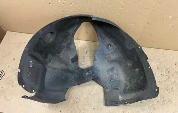 Tesla Model 3 Front wheel arch liner splash guards