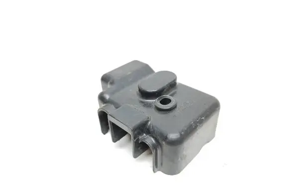 KIA Sorento Other engine bay part