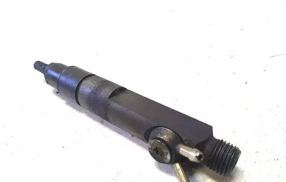 Volvo S70 V70 V70 XC Fuel injector 046130201F