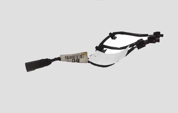 Ford Focus Fuel injector wires CM5G9F666