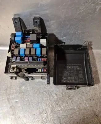 Hyundai ix35 Fuse box set 919502S010