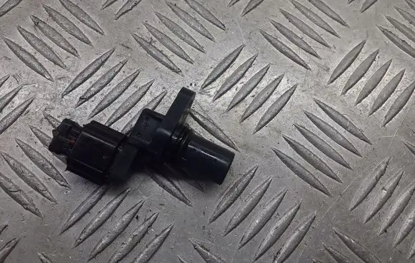 Mitsubishi Outlander Camshaft position sensor J5T30771