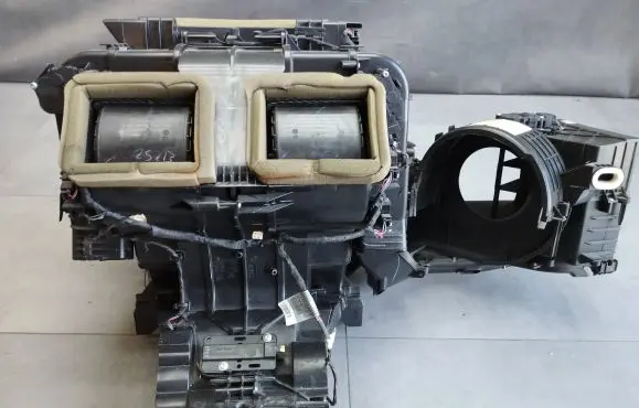 BMW X6 E71 Interior heater climate box assembly 990919D