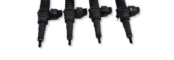 Volkswagen Caddy Fuel injectors set 038130073BN