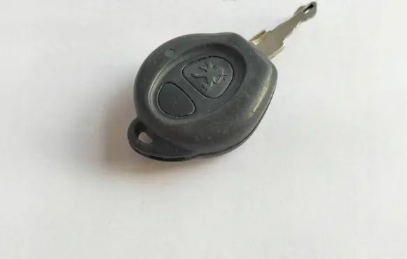 Peugeot 206 Ignition key/card RGC11747