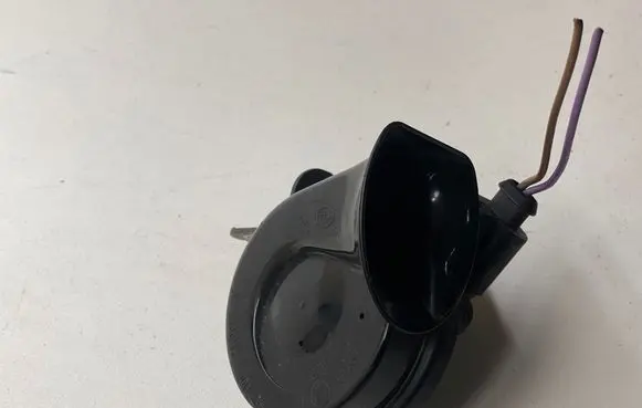 Porsche Cayenne (9PA) Horn signal 6N0951221A