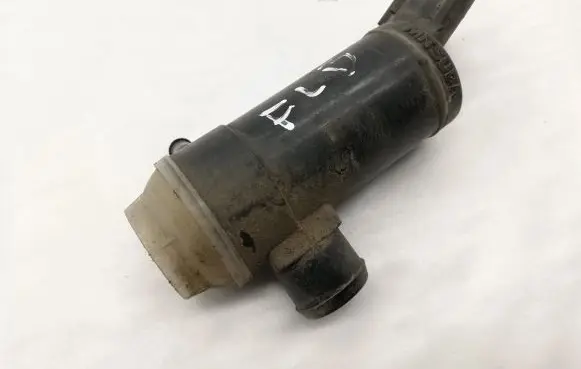 Subaru Outback Windscreen/windshield washer pump