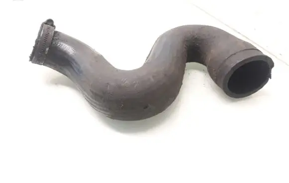 Audi A4 S4 B5 8D Intercooler hose/pipe 8D0145828C