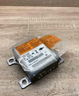 Nissan Primera Airbag control unit/module 285569F207 0285001194