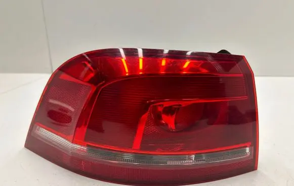 Volkswagen PASSAT B7 Rear/tail lights 3AF945095C 605001