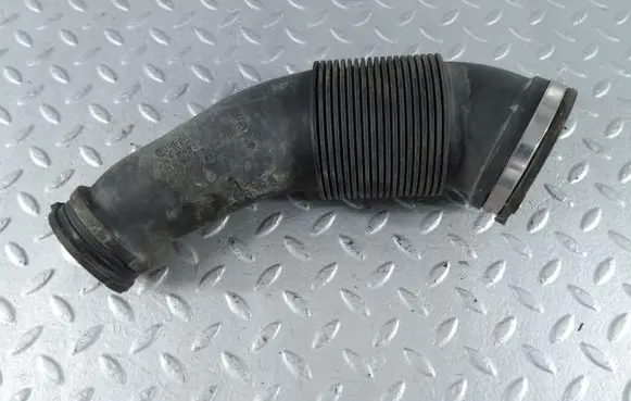 Audi A6 C7 Air intake hose/pipe 059129615L