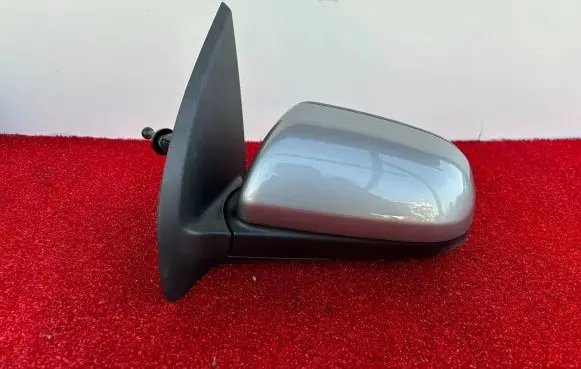 Chevrolet Aveo Manual wing mirror E4012311
