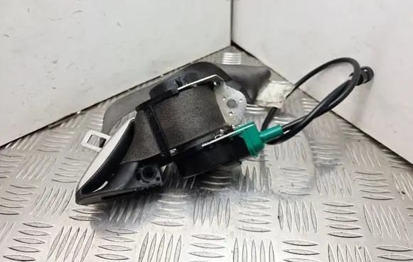BMW 3 E92 E93 Front seatbelt 603760800D 560920911