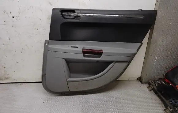 Chrysler 300 - 300C Rear door card panel trim 0UU081DBAG