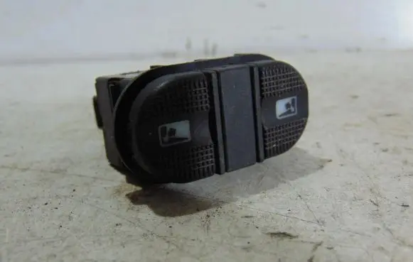 Volkswagen Sharan Quarter vent window switch 7M0959856