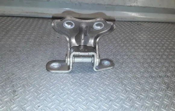 KIA Picanto Rear door upper hinge