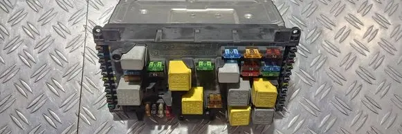 Mercedes-Benz Vito Viano W639 Fuse module 6395450201 356164