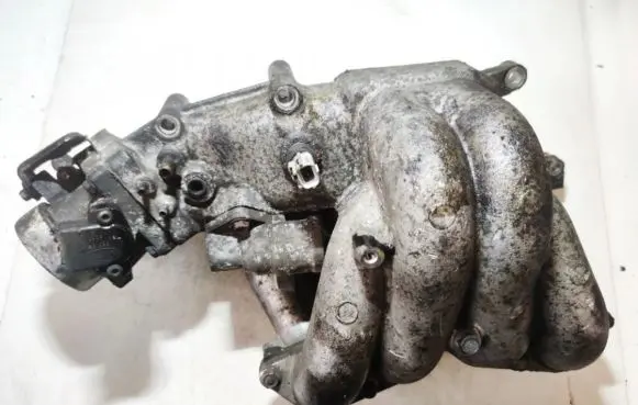 Ford Fiesta Intake manifold