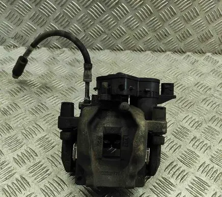 Volvo XC40 Rear brake caliper 32300771 P32300717
