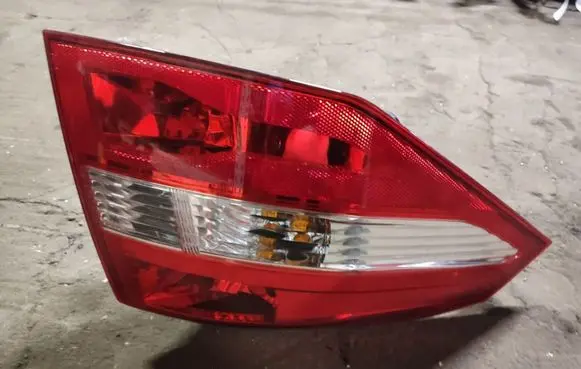 Rear/tail lights