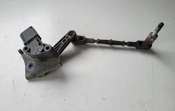 Audi A5 Rear height level sensor lever 