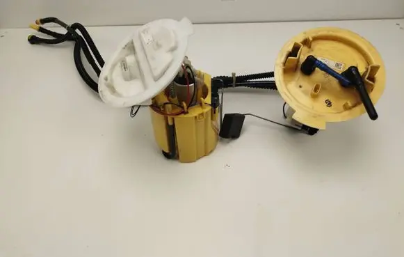 Mercedes-Benz E W212 In-tank fuel pump A2124700194 A2124700794