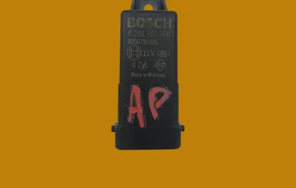 Renault Trafic III (X82) Other relay 0281003050