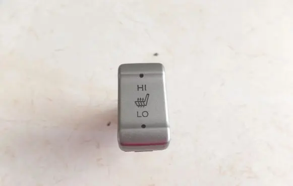 Honda FR-V Seat heating switch M26306A M22832