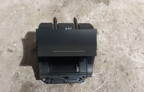 Car ashtray