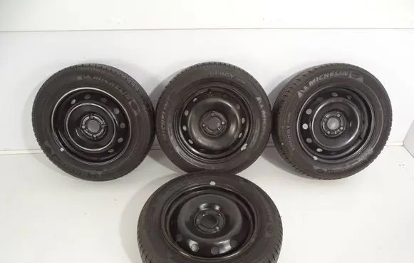 Renault Clio III R15 steel rim 9563108103
