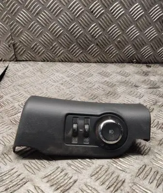 Opel Insignia A Light switch 13268704