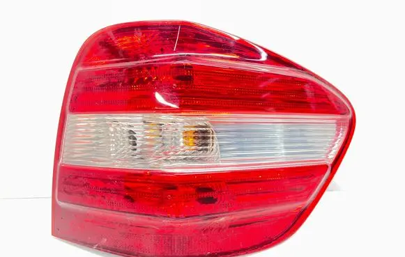 Mercedes-Benz ML W164 Rear/tail lights A1649061200