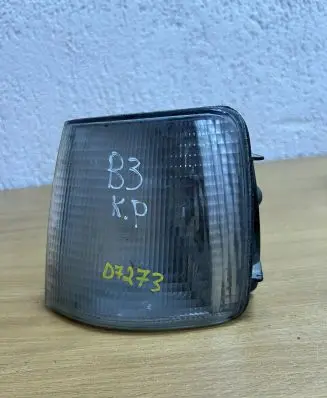Volkswagen PASSAT B3 Front indicator light 357953049A D7273
