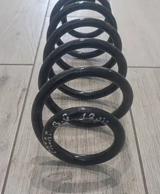 Volkswagen PASSAT B5 Front coil spring 